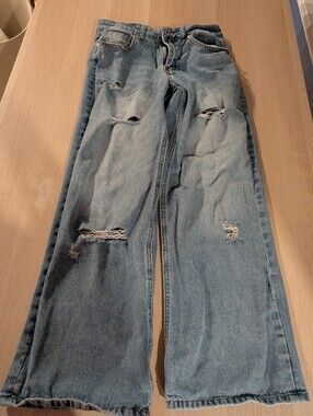 Distressed Light Blue Wide-Leg Women's Jeans